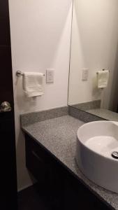 Nuevo Vallarta Lovely 2 bedroom condo pool front