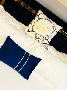 Canaan luxury Escada