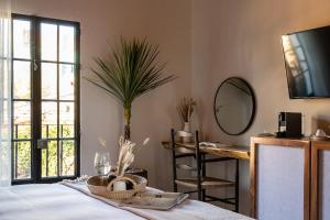 HOLT Hotel del Pueblito