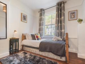 3 Bed in Thornthwaite SZ575