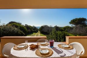 [Mandriola] House facing the sea - Free WiFi