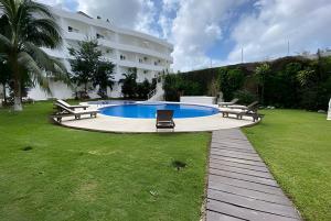 Minimalist Studio with Pool and FREE Scooter