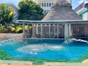 6BR Spacious Waterfront Villa with Private Pool by Solmar Rentals - 坎昆