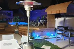 La Petite maison sympa avec piscine et bbc JO 2024 - 圣法戈蓬蒂埃里
