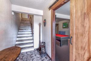 Grande View Condo: 3 Bedroom 2 Bathroom Townhome with a Game Room!