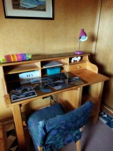 Habitación para dos personas cama matrimonial y Habitación para una persona cama individual