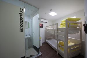 Bunk 2 giường đơn (Bunk Twin)