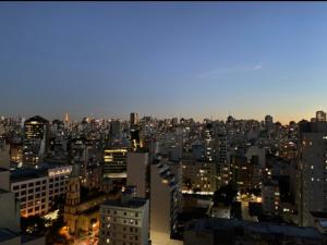 FLAT COM VISTA INCRIVEL EM CONDOMINIO DE LUXO