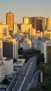 FLAT COM VISTA INCRIVEL EM CONDOMINIO DE LUXO