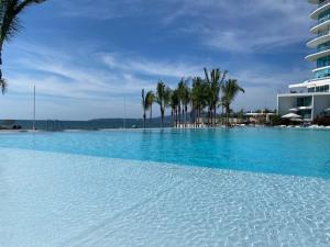 Aria Ocean-New Fully equipped Apt Exclusive Zone