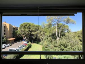 Résidence Olivier - APPARTEMENT FRONT DE MER DANS DOMAINE AVEC PISCINE MAE-8764