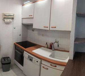 Résidence Pinedes Aryana - Joli appartement climatisé dans domaine avec piscine MAE-5614