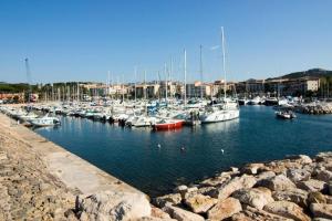 Résidence Pinedes Aryana - Joli appartement climatisé dans domaine avec piscine MAE-5614
