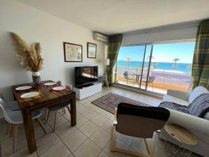 Résidence Athenee - Bel appartement 3 pièces dans résidence à Six-Fours-les-Plages MAE-0704