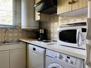 Résidence Parc - Appartement T2 de 42m², à deux pas de la plage du Val André. MAE-6564