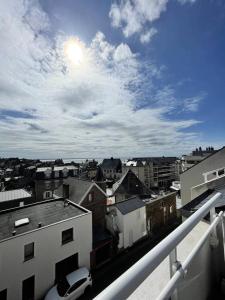 Appartements Residence Le Rocher - Appartement duplex avec vue sur les toits du val andre MAE-5384 : photos des chambres