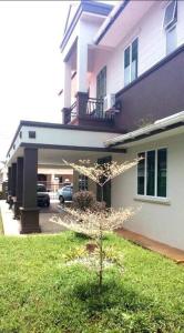 Kuching Spacious 2Storey Semi-D