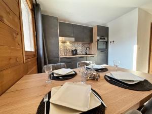 Appartements Appartement Samoens, 3 pieces, 4 personnes - FR-1-624-151 : photos des chambres