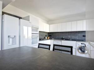 Arcachon T2, Terrasse, Parking, à 240m de la Plage! - FR-1-433-114