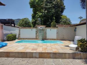 Casa confortável com piscina