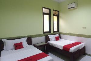 RedDoorz Syariah near Bypass Krian