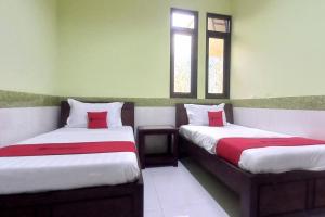 RedDoorz Syariah near Bypass Krian