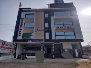 OYO Hotel Deeksha