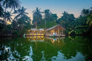 Aki Luna Lagoon Resort Hikkaduwa