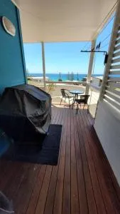 Blue Boat Harbour Beach Apartment - Table Cape