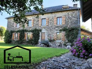 Gîte de France Gîte des papous 4 épis - Gîte de France 10 personnes MAE-9494