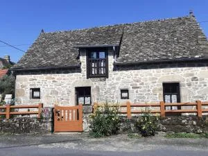 Gîte de France à Saint-Cirgues-la-Loutre 3 épis - Gîte de France 2 personnes MAE-0054 - Goulles