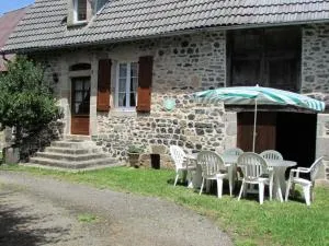 Gîte de France à Rilhac Xaintrie 2 épis - Gîte de France 4 personnes MAE-9914 - Soursac