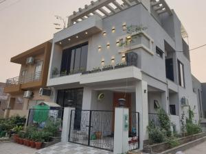 Double Room with Patio room in Grey Orchard Homestay - A Family Place