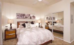 Central Location, Heated Pool, Bbq, Hot Tub, More