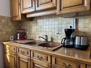 Villas 802 - Maison avec jardin a quelques pas du centre bourg d'Erquy : photos des chambres