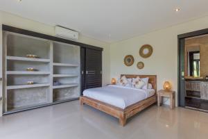 Beautiful Huge 4 bedrooms Villa in Canggu