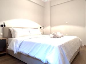 2-Bed Gem in Serene Locale