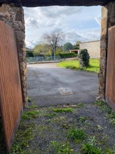Sejours a la campagne Aux Volets Bleus Romanech-thorins : photos des chambres