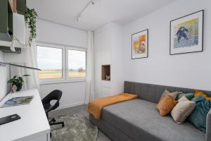 GreenHaven Modern Suites