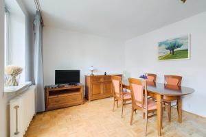 Spacious apartment in green location