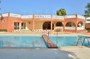 Hotel Takana - 达喀尔