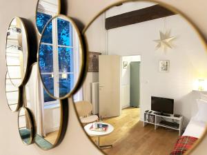 Le jardinet de la cathédrale