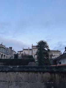 Maison + parking privé au Cœur Angoulême 60m2