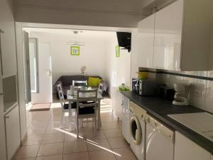 Maison accueillante à La Courneuve avec jardin clôturé