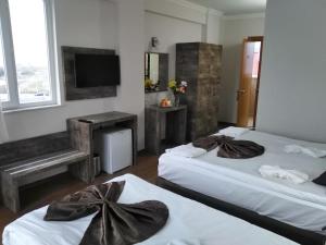 Quadruple Room room in Sarp Hotel Kadriye