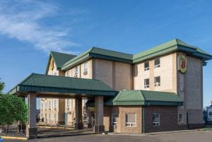 Super 8 by Wyndham Edmonton International Airport