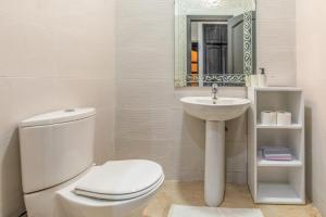 Central Cosy Appartement Avec Piscine