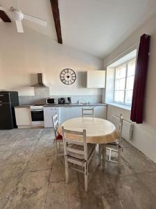 "Le N4" Beaucaire centre-ville