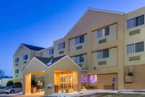 AmericInn by Wyndham St Cloud MN Shopping Area - Becker