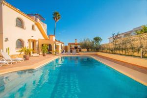 Villa Ebro - PlusHolidays